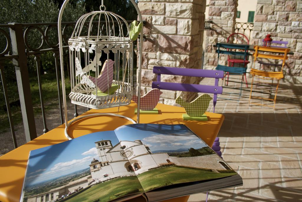 B&B Lavanda E Rosmarino Asís Exterior foto